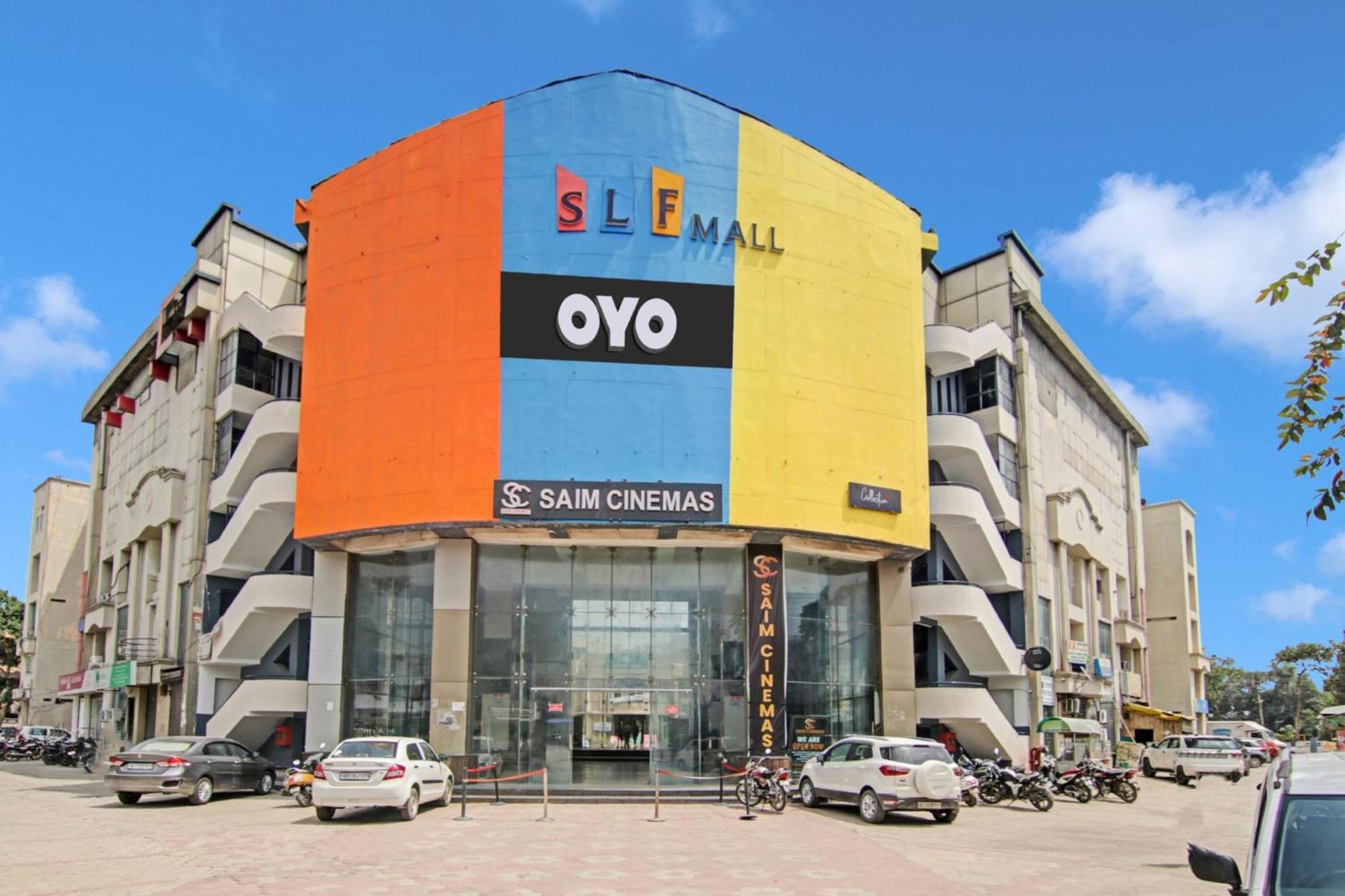 Collection O Slf Mall Sector 30 Hotel Faridabad Buitenkant foto